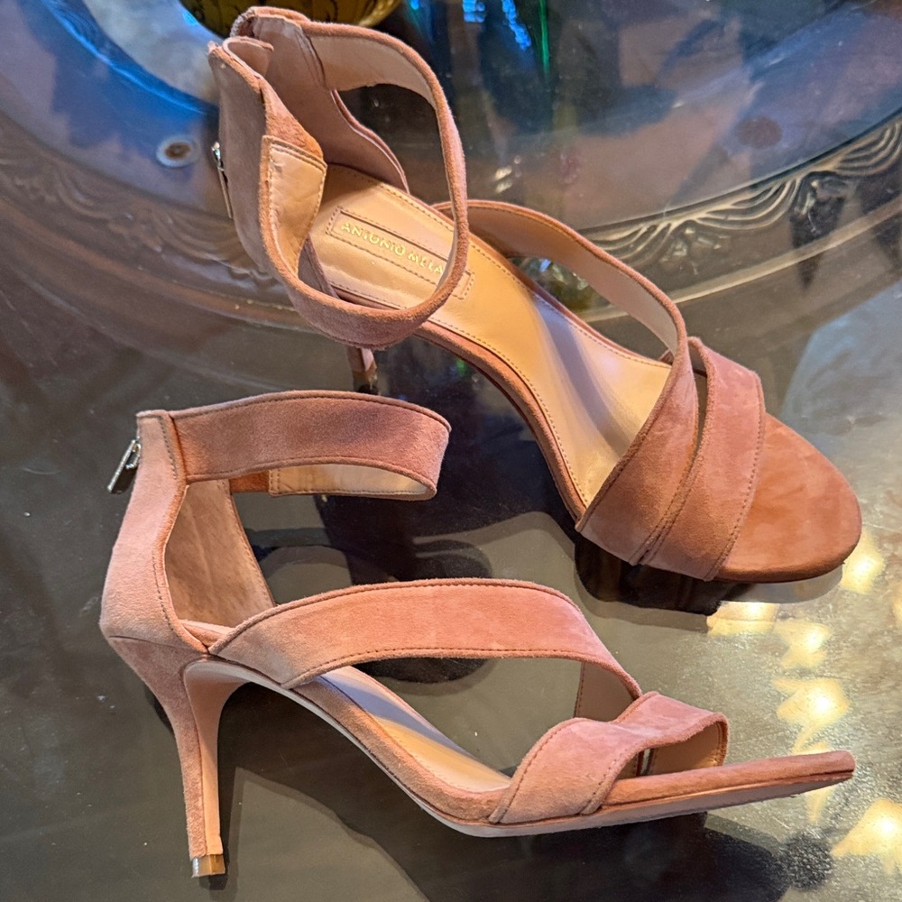 Antonio Melani nude shoes, 81/2